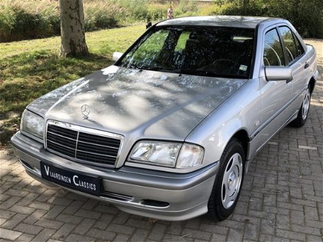 Mercedes-Benz C-klasse - - 30.000 km InterClassics Mecc Maastricht 16/19Januari'20 - 1