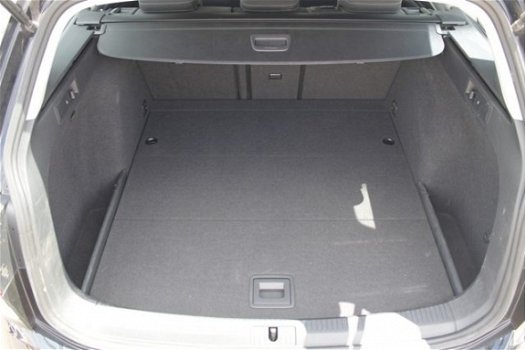 Volkswagen Golf Variant - 1.6 TDI 115pk Comfortline Business Navigatie Camera - 1
