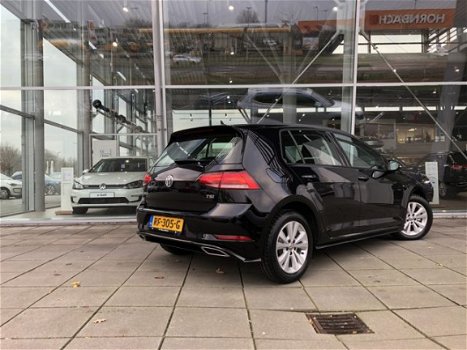 Volkswagen Golf - 1.0 TSI 110pk Comfortline R-Line Navigatie DAB PDC - 1