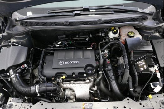Opel Astra Sports Tourer - 1.4 Turbo Design Edition + Navigatie - 1