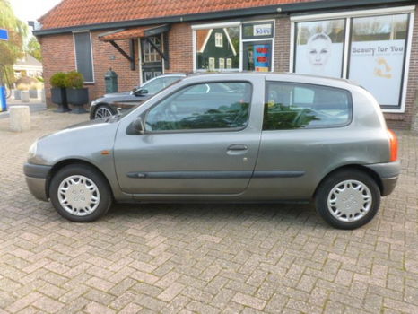 Renault Clio - 1.6 RN Automaat - 1