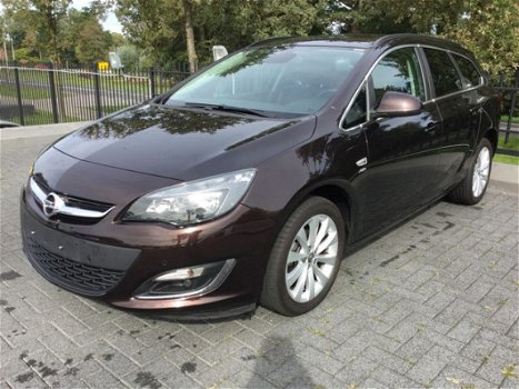 Opel Astra Sports Tourer - 1.4 Turbo Active - 1