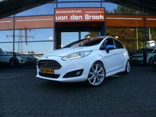 Ford Fiesta - 1.0 EcoBoost Titanium 5Drs 140PK St-Line Climate Controle Pdc Achterspoiler Lmv