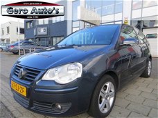 Volkswagen Polo - 1.4-16V Comfortline