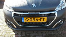 Peugeot 208 - 1.2 PureTech GT-line 110 pk TEXTUURLAK