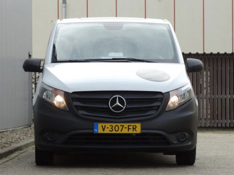 Mercedes-Benz Vito - 111 CDI Extra Lang / Airco / Betimmering / 2-Zitsbank / Achterdeuren / Radio-Bl - 1