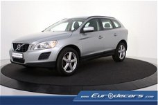 Volvo XC60 - 2.0 D3 FWD Kinetic *Navigatie*Pdc*Leer