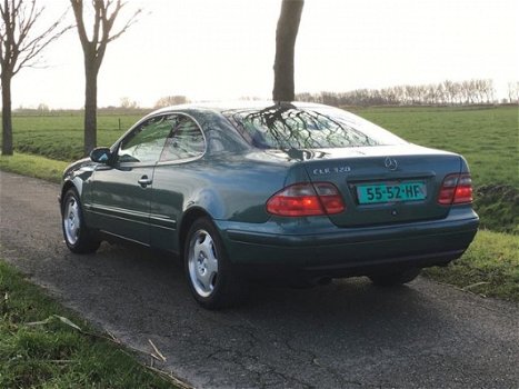 Mercedes-Benz CLK-klasse Coupé - 3.2 CLK320 SPORT AUT - 1