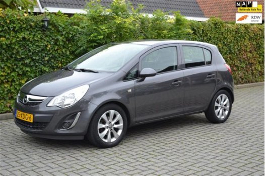 Opel Corsa - 1.4-16V Cosmo 100PK Airco L.M.velgen Cruise controle NAP - 1