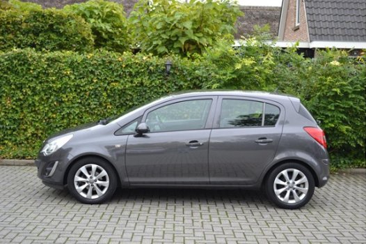 Opel Corsa - 1.4-16V Cosmo 100PK Airco L.M.velgen Cruise controle NAP - 1