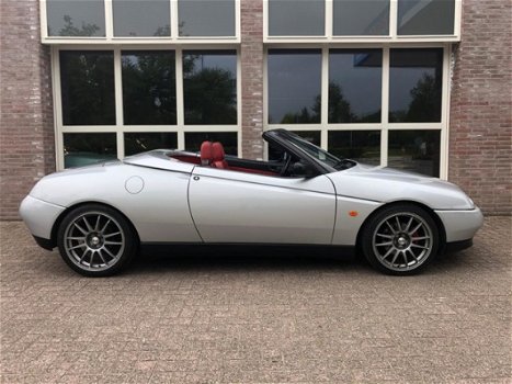 Alfa Romeo Spider - 3.0-12V V6 916|Hardtop| Weinig kms | Rood leder - 1