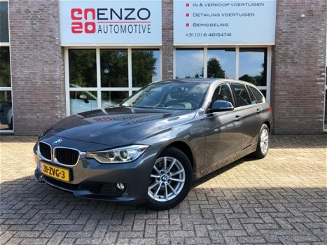 BMW 3-serie Touring - 320i Upgrade Edition |Zeer nette auto|Elektrische achterklep|NLauto - 1