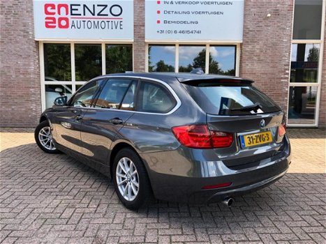 BMW 3-serie Touring - 320i Upgrade Edition |Zeer nette auto|Elektrische achterklep|NLauto - 1