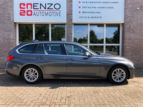 BMW 3-serie Touring - 320i Upgrade Edition |Zeer nette auto|Elektrische achterklep|NLauto - 1