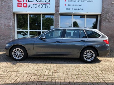 BMW 3-serie Touring - 320i Upgrade Edition |Zeer nette auto|Elektrische achterklep|NLauto - 1