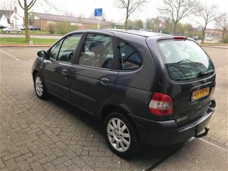 Renault Scénic - 2.0-16V Dynamique 1jaar apk/AUTOMAAT/AIRCO/ NAP/ elek ramen/ ZEER NETTE AUTO - 1