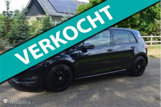 Volkswagen Golf - - 1.6 TDI Highline LED / XENON / STOELVERWARMING / GROTE NAVI - 1