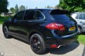 Porsche Cayenne - - 3.0 D 2010 Dealer onderhouden 20 inch / Xenon / navi - 1 - Thumbnail