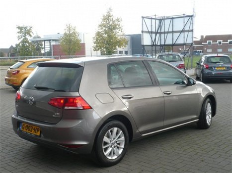 Volkswagen Golf - 1.2 TSI Trendline , 5 Deurs, Airco, pas 57.000 KM, Zeer Mooi - 1