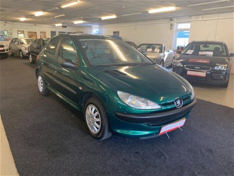 Peugeot 206 - 1.4 XR 5drs, airco en apk tot 3-8-20 - 1