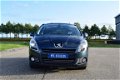 Peugeot 5008 - 1.6 THP Allure 7p. Pano, HUD, Clima, Cruise, PDC, Trekhaak - 1 - Thumbnail