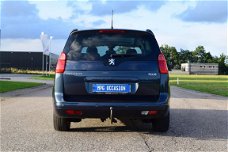 Peugeot 5008 - 1.6 THP Allure 7p. Pano, HUD, Clima, Cruise, PDC, Trekhaak