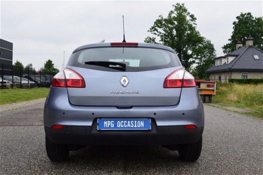 Renault Mégane - 1.6 Expression Airco, PDC, Driem Vervangen, Dealer OH - 1