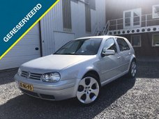 Volkswagen Golf - 2.0 Highline