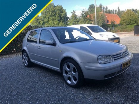 Volkswagen Golf - 2.0 Highline - 1