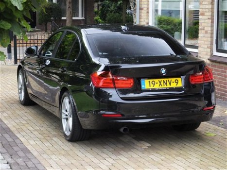 BMW 3-serie - 320i High Executive Leder/Navi pro/Aut - 1
