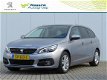 Peugeot 308 - 110PK BLUE LEASE EXECUTIVE NAVIGATIE / PANODAK / PARKEERSENSOREN - 1 - Thumbnail