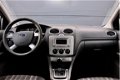 Ford Focus Wagon - 1.6 Trend Automaat (NAVIGATIE, 1 JAAR APK, MULTIMEDIA, AIRCO, VOORRUITVERWARMING, - 1 - Thumbnail