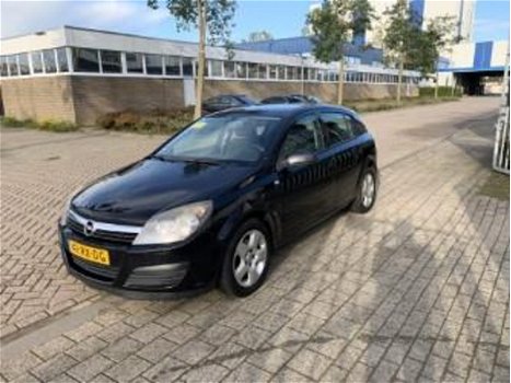 Opel Astra - 1.6 Enjoy airco nieuw apk - 1
