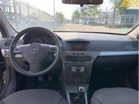 Opel Astra - 1.6 Enjoy airco nieuw apk - 1