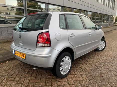 Volkswagen Polo - 1.2 / 5 deurs INRUIL MOGELIJK/NAP/XENON/1E EIGENAAR/AIRCO/ - 1