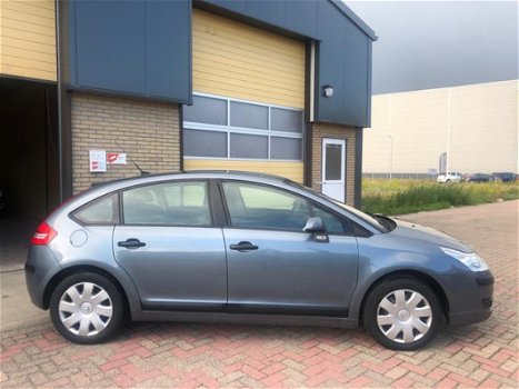 Citroën C4 Berline - 1.4I 16V - 1