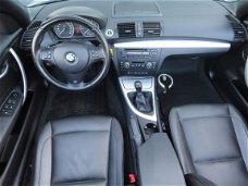 BMW 1-serie Cabrio - 118i Executive LEER | 17 INCH | PARKEERSENSOREN