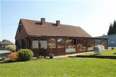 Ardennen,6880 Bertrix: Villa 218m² met opslagplaats 450m²,30 are,TE KOOP