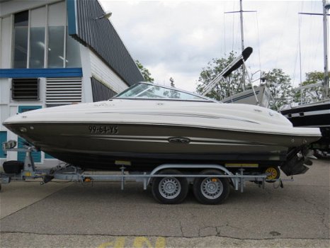 Sea Ray 200 Sundeck - 2