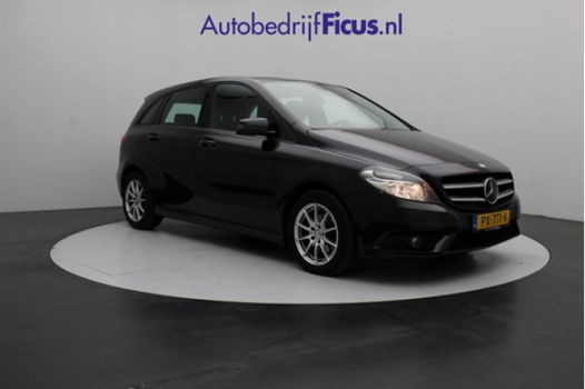 Mercedes-Benz B-klasse - 180 CDI Edition AUTOMAAT MET AIRCO / CRUISE CONTROL / NAVI / - 1