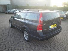 Volvo XC70 - 2.4 D5 Aut. Luxury Xenon Navi Leer Youngtimer