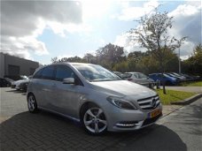 Mercedes-Benz B-klasse - 200 Ambition LEDER/XENON/NAVI/PDC/LMV