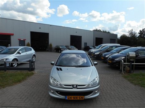 Peugeot 206 - 1.4 Quiksilver ACC/ELEK-PAKKET/LMV/LAGE KM - 1