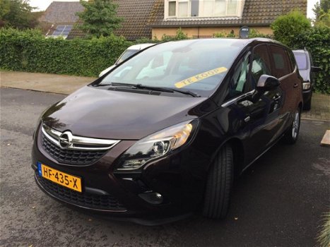 Opel Zafira Tourer - 1.4 Cosmo 7p. Met Panoramadak +Navi+4 Nwe Banden - 1