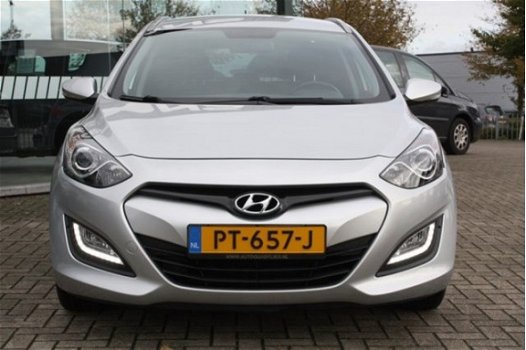 Hyundai i30 - 1.4 RIJKLAAR INCL 6 MND BOVAG - 1