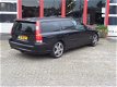 Volvo V70 - 2.5 R leer, afneembare trekhaak, stoelverwarming, electr verstelbare voorstoelen, automa - 1 - Thumbnail