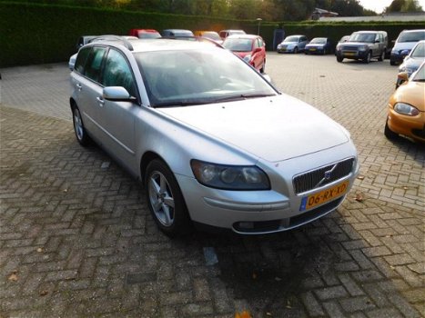 Volvo V50 - 2.0D Momentum - 1