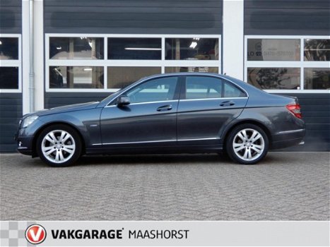 Mercedes-Benz C-klasse - 180 K BlueEFFICIENCY Business Edition Elegance / navigatie / parkeersensore - 1