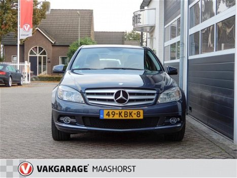Mercedes-Benz C-klasse - 180 K BlueEFFICIENCY Business Edition Elegance / navigatie / parkeersensore - 1