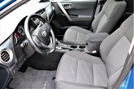 Toyota Auris - TS 1.8 Hybrid Lease Plus Xenon-Panoramadak-Navigatie-Stoelverwarming-Parkeersensoren - 1